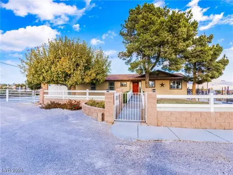 9350 Homestead Rd, Las Vegas, NV 89143
