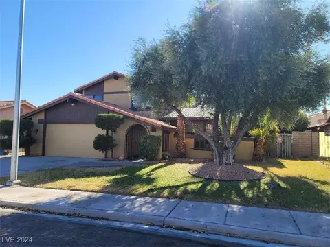 6411 Sandpiper Way, Las Vegas, NV 89103