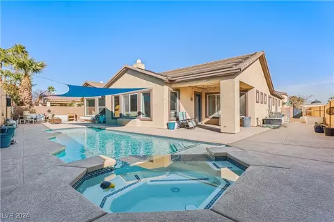 10701 La Crescenta Ct, Las Vegas, NV 89141