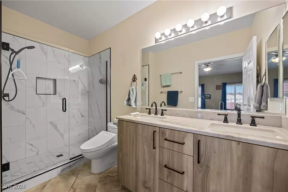 Bath - 517 W Mesquite Blvd #424, Mesquite, NV 89027 photo 2 of 2