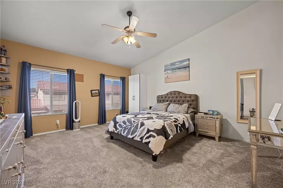 Bedroom - 517 W Mesquite Blvd #424, Mesquite, NV 89027 photo 2 of 4