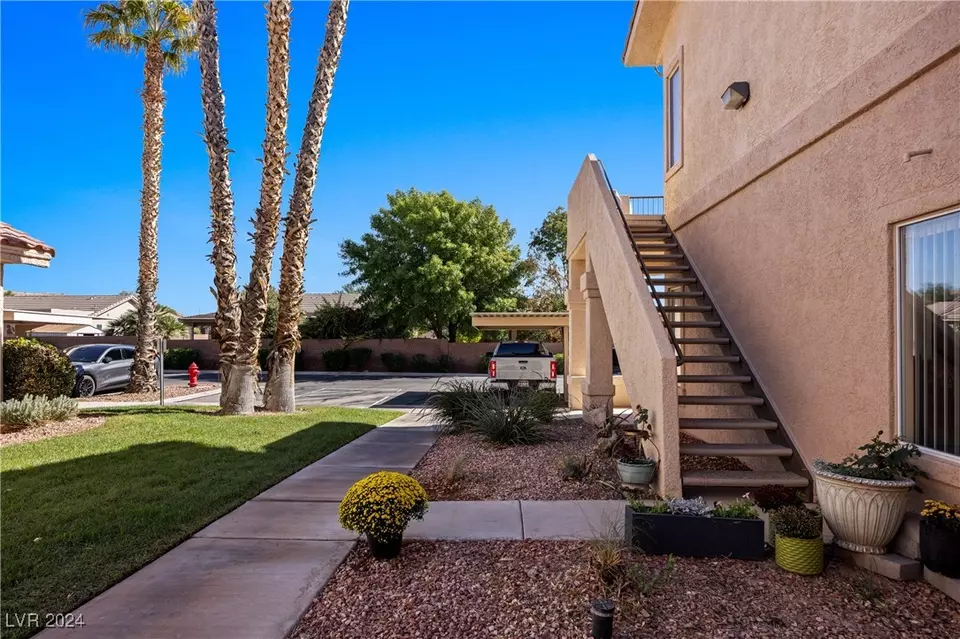Exterior - 517 W Mesquite Blvd #424, Mesquite, NV 89027 photo 13 of 17