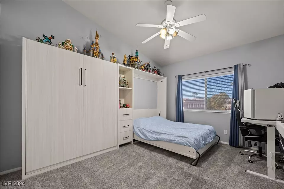 Bedroom - 517 W Mesquite Blvd #424, Mesquite, NV 89027 photo 1 of 4