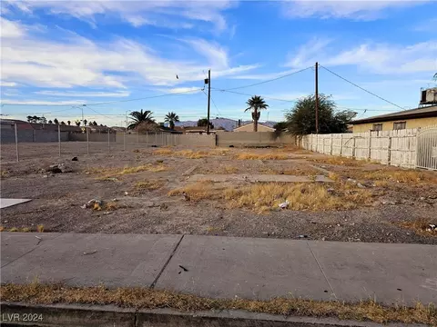 1436 Hart Ave, Las Vegas, NV 89106