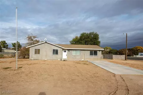2060 Bowman Rd, Logandale, NV 89021