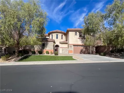 2152 Pont National Dr, Henderson, NV 89044