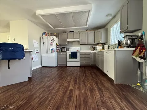 965 E 16th St, Ely, NV 89301 photo 4