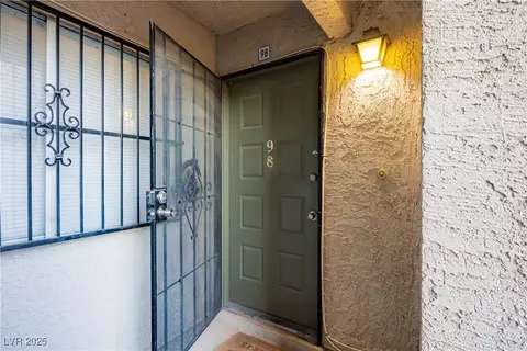 3790 Shirebrook Dr #98, Las Vegas, NV 89115