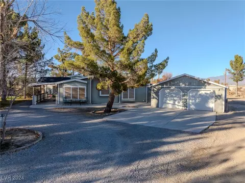 1380 W Black St, Pahrump, NV 89060