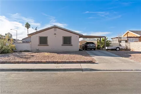 5011 Ada Dr, Las Vegas, NV 89122