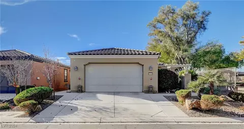 5721 Keystone Crest St, North Las Vegas, NV 89081