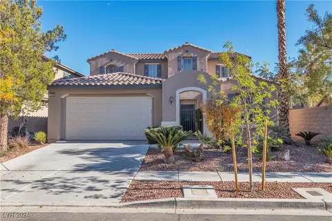 1670 Boundary Peak Way, Las Vegas, NV 89135