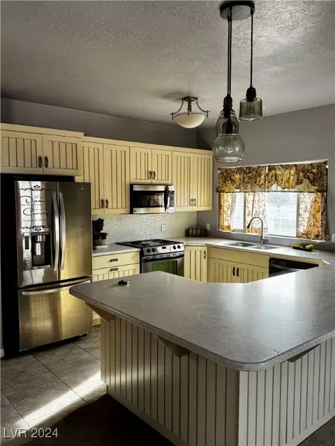 Kitchen - 99 Keele Rd, Caliente, NV 89008 photo 2 of 3