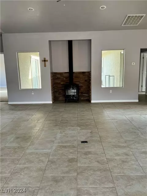 Living - 99 Keele Rd, Caliente, NV 89008 photo 2 of 5