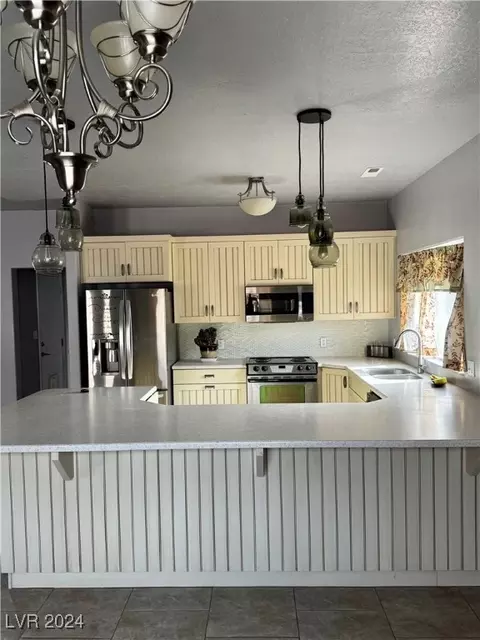 Kitchen - 99 Keele Rd, Caliente, NV 89008 photo 3 of 3