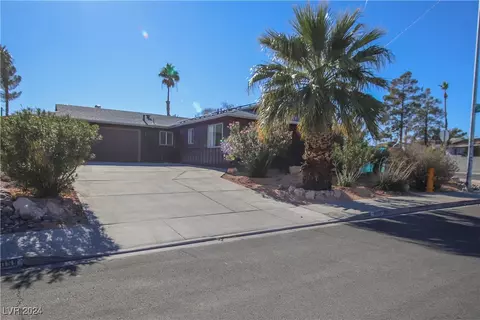4055 Syracuse Dr, Las Vegas, NV 89121