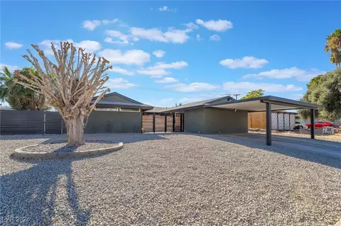 1671 Commanche Dr, Las Vegas, NV 89169