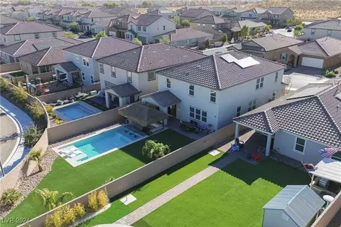 9598 Medway Towns Ave, Las Vegas, NV 89178
