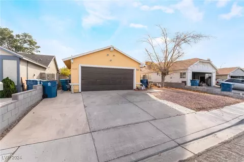 6369 Greyhawk Ave, Las Vegas, NV 89108