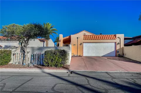 5152 Tennis Ct #E, Las Vegas, NV 89120
