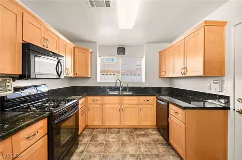 5125 W Reno Ave #1047, Las Vegas, NV 89118