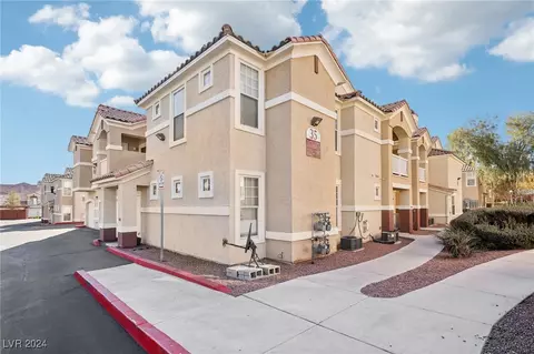 5855 Valley Dr #1103, North Las Vegas, NV 89031