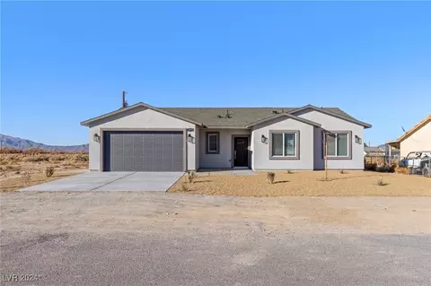 2070 Idaho St, Pahrump, NV 89048