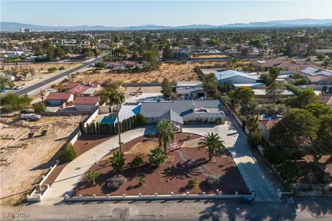 6235 Eldora Ave, Las Vegas, NV 89146