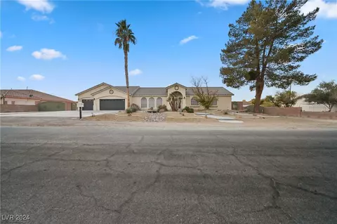 65 Clayton St, Las Vegas, NV 89110