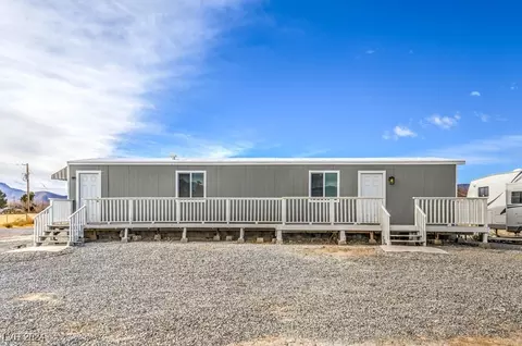 4901 Maple Rd, Pahrump, NV 89048