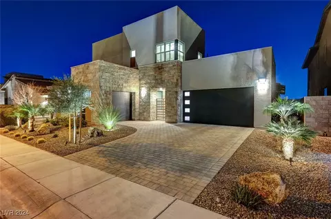 6800 Equinox Cliff St, Las Vegas, NV 89135