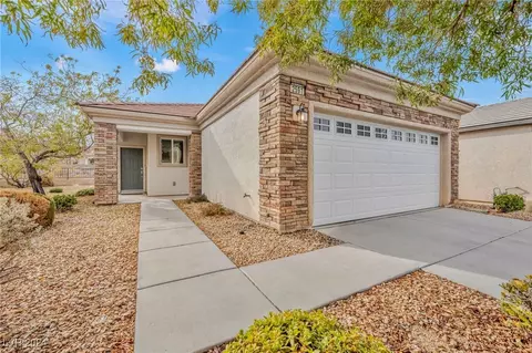 2591 Binary Stars St, Henderson, NV 89044