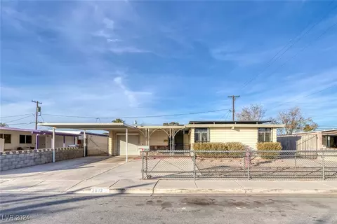 2812 Perliter Ave, North Las Vegas, NV 89030