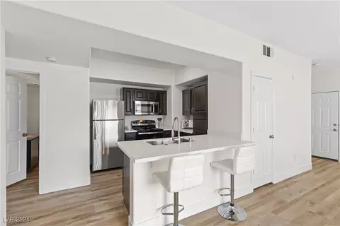 8000 W Badura Ave #1129, Las Vegas, NV 89113