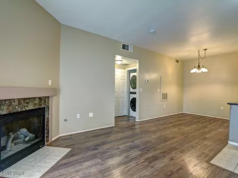 855 N Stephanie St #2513, Henderson, NV 89014
