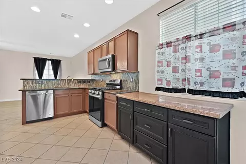4038 Sparrow Rock St, Las Vegas, NV 89129