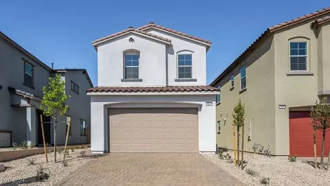 647 N Water St, Henderson, NV 89015
