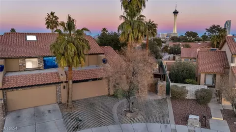 2205 Alia Ct, Las Vegas, NV 89102