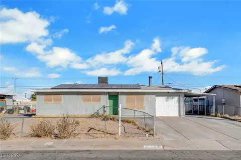 120 Maple St, Henderson, NV 89015