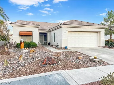 2203 High Mesa Dr, Henderson, NV 89012