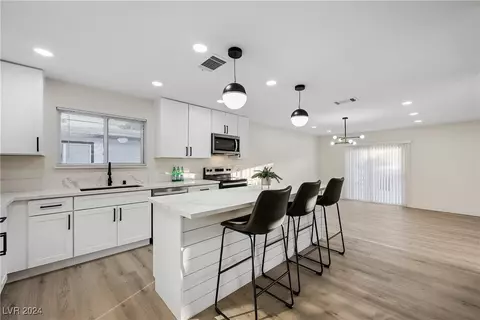 2900 Richfield Blvd, Las Vegas, NV 89102