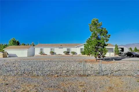 420 Hallsway St, Pahrump, NV 89048
