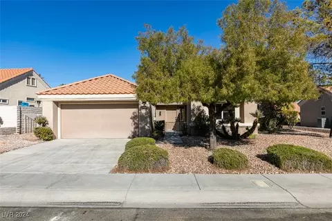 8916 Desert Mound Dr, Las Vegas, NV 89134