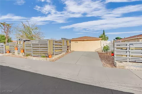 5254 Wilbur St, Las Vegas, NV 89119
