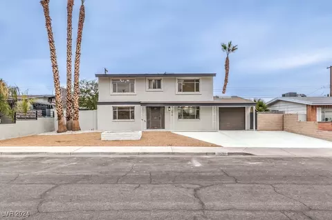 5520 Morendo Dr, Las Vegas, NV 89107