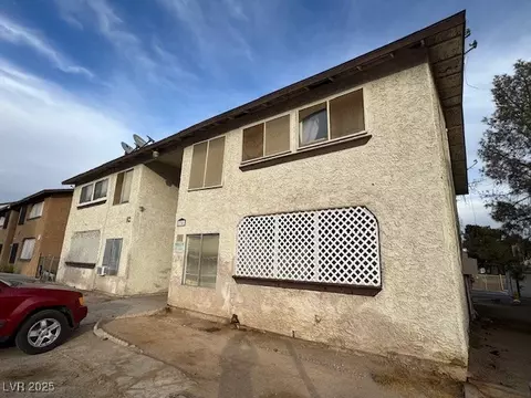 2761 Mountain Vista St, Las Vegas, NV 89121