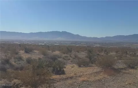2720 E Bevs Way, Pahrump, NV 89060