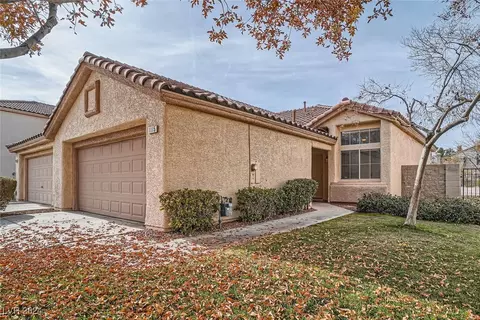 1115 Scenic Crest Dr, Henderson, NV 89052