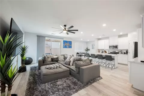 9998 Caton Ct, Las Vegas, NV 89141