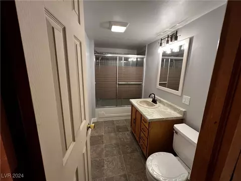 Bath - 1128 Avenue H, Ely, NV 89301 photo 1 of 1